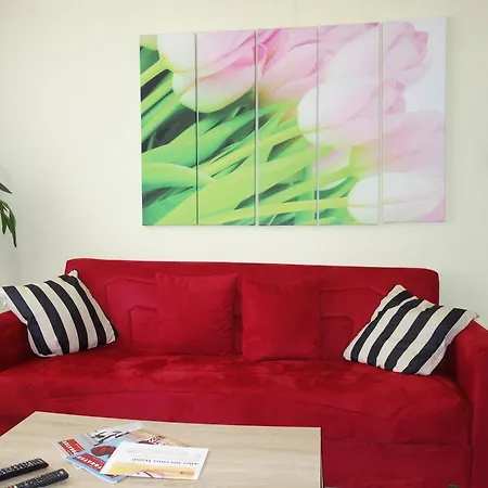 Tolstov-aparthotels Big 2,5 Apartment Dusseldorf
